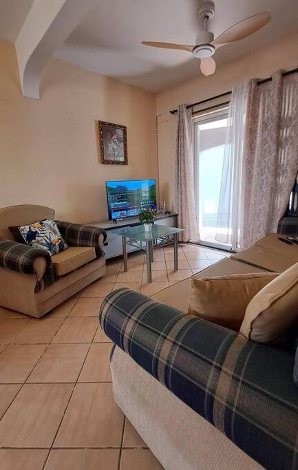 Sunshine Luxurious Villa:4 Mins Walk From Beach Flic-en-Flacq Eksteriør billede